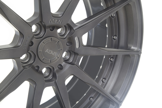 ADV10 M.V2 عجلات فيراري مزورة