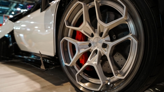 Rotiform HUR 2 قطعة عجلات مزورة 6061-T6 سبائك الألومنيوم