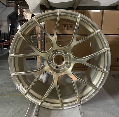 BBS REV-7 عجلات ألمنيوم مزورة لحجم مخصص لسيارات BMW M2 M4