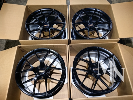 BBS FI R عجلات سوداء مصنعة خصيصاً للسيارات BMW M2 M3 متوفرة