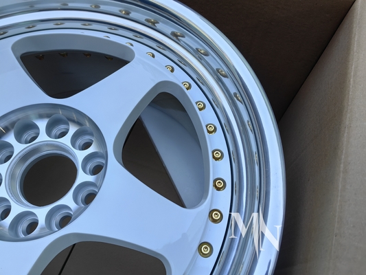 عجلات نيسمو LM GT2 من قطعتين لـ نيسان R35 R33 GTR 350Z 370Z 18 19 20 21 22 بوصة أحزمة مخصصة