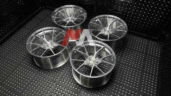 عجلات BMW Forged مصقولة فضية وجه مصقول لـ F87 F80 F82 F90 M2 M3 M4 M5